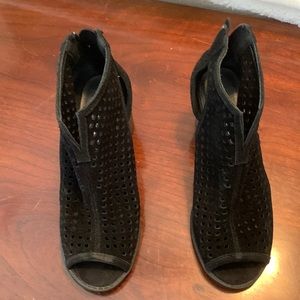 Dirty Laundry Black Suede Booties Size 5.5